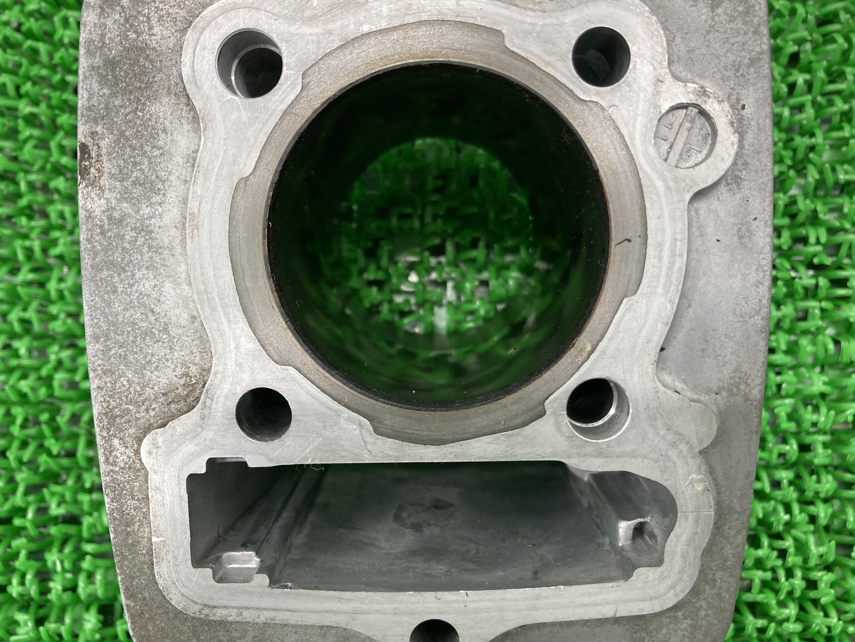 RICAMBI MOTO USATI originali Honda cilindro Ape100 HC07 buone